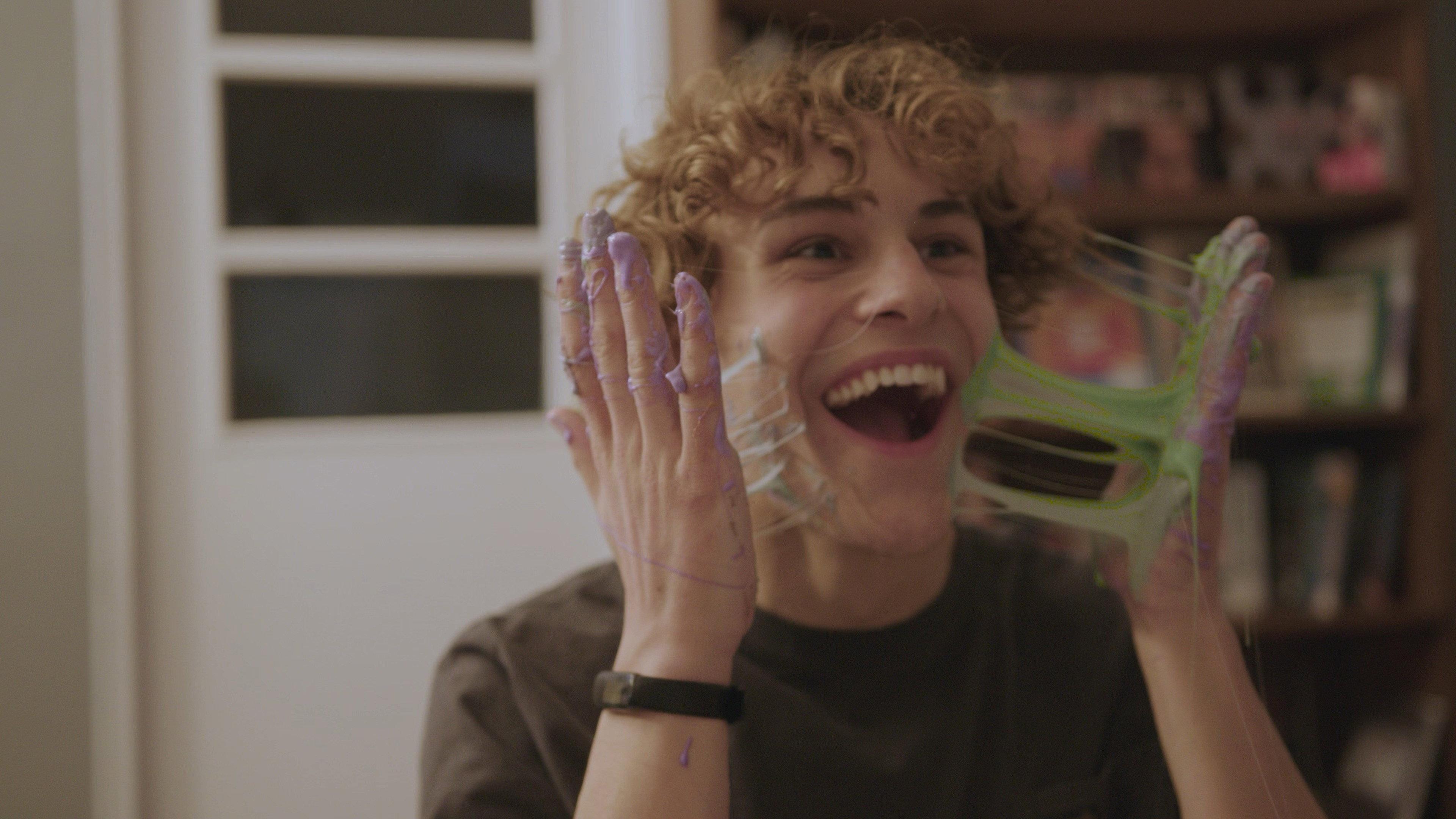 Sticky Twisty movie scene
