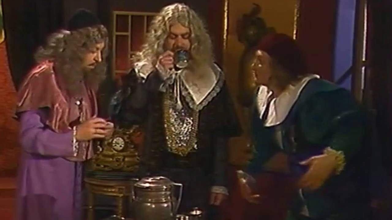 The Oddballs of Saint-Michel 1989 movie scene