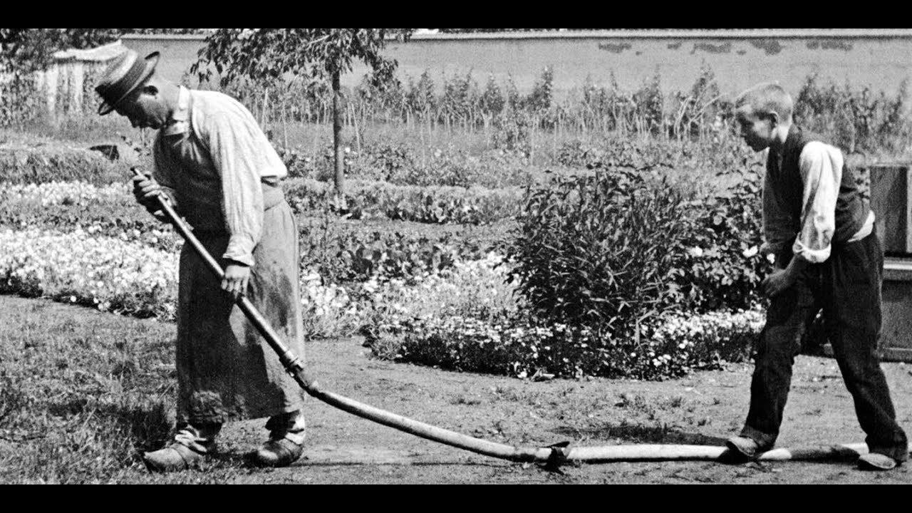 The Sprinkler Sprinkled 1895 movie scene
