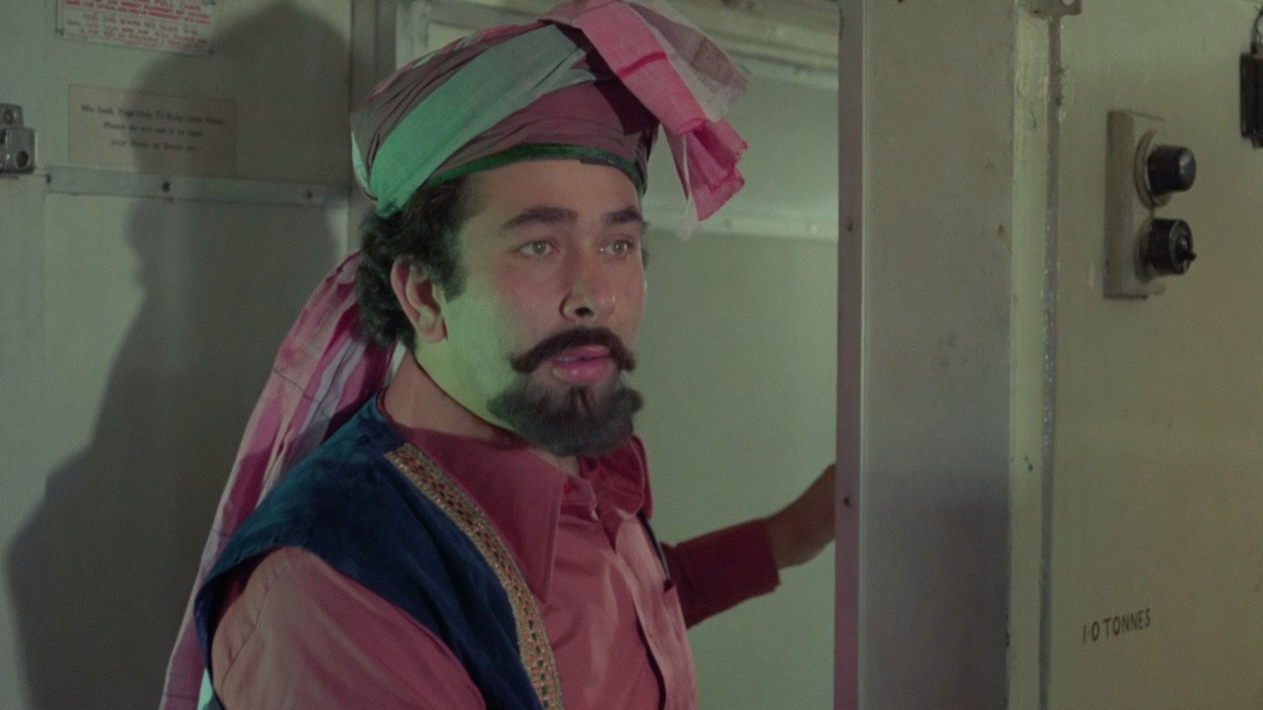 Khazana 1987 movie scene