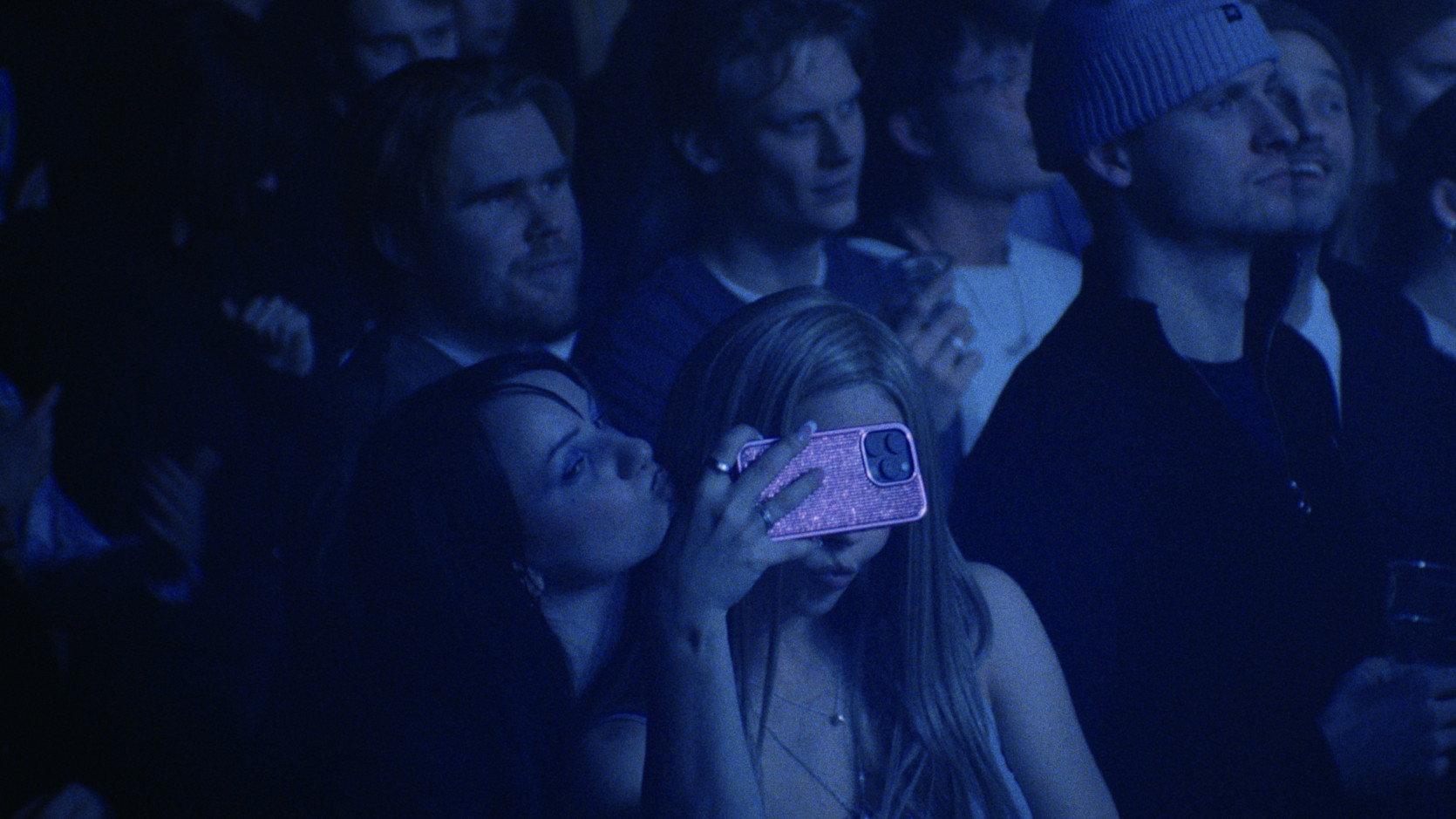 Groupies  movie scene