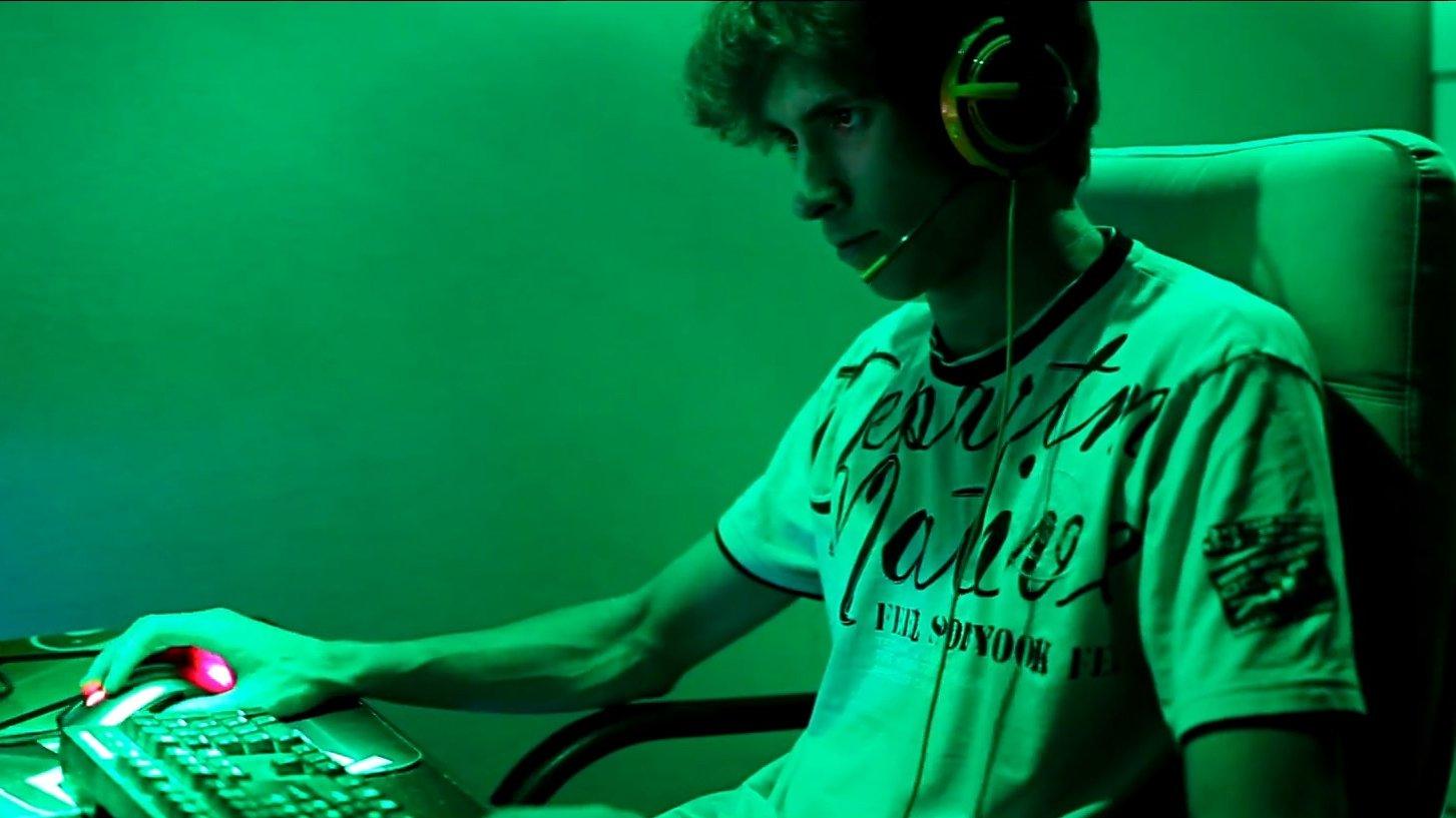 Free to Play 2014 movie scene