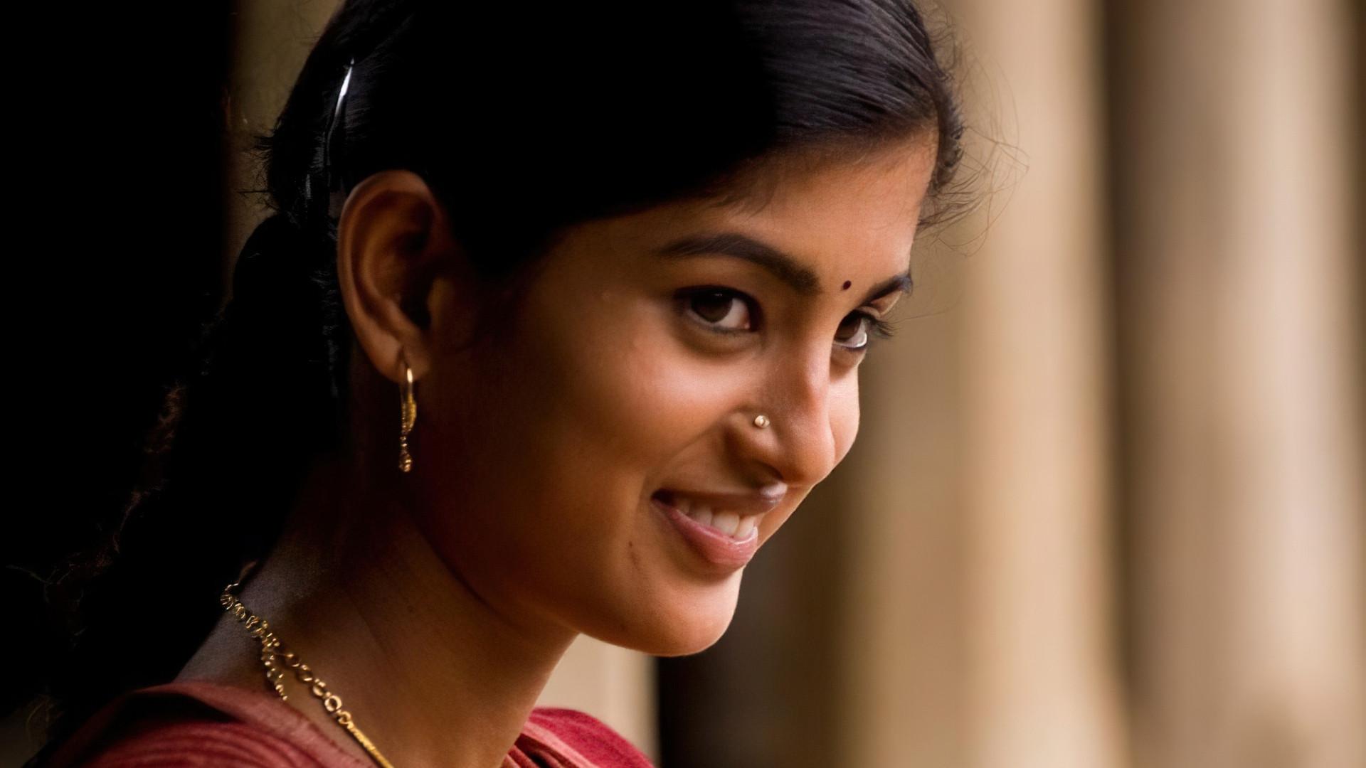 Pasanga 2009 movie scene