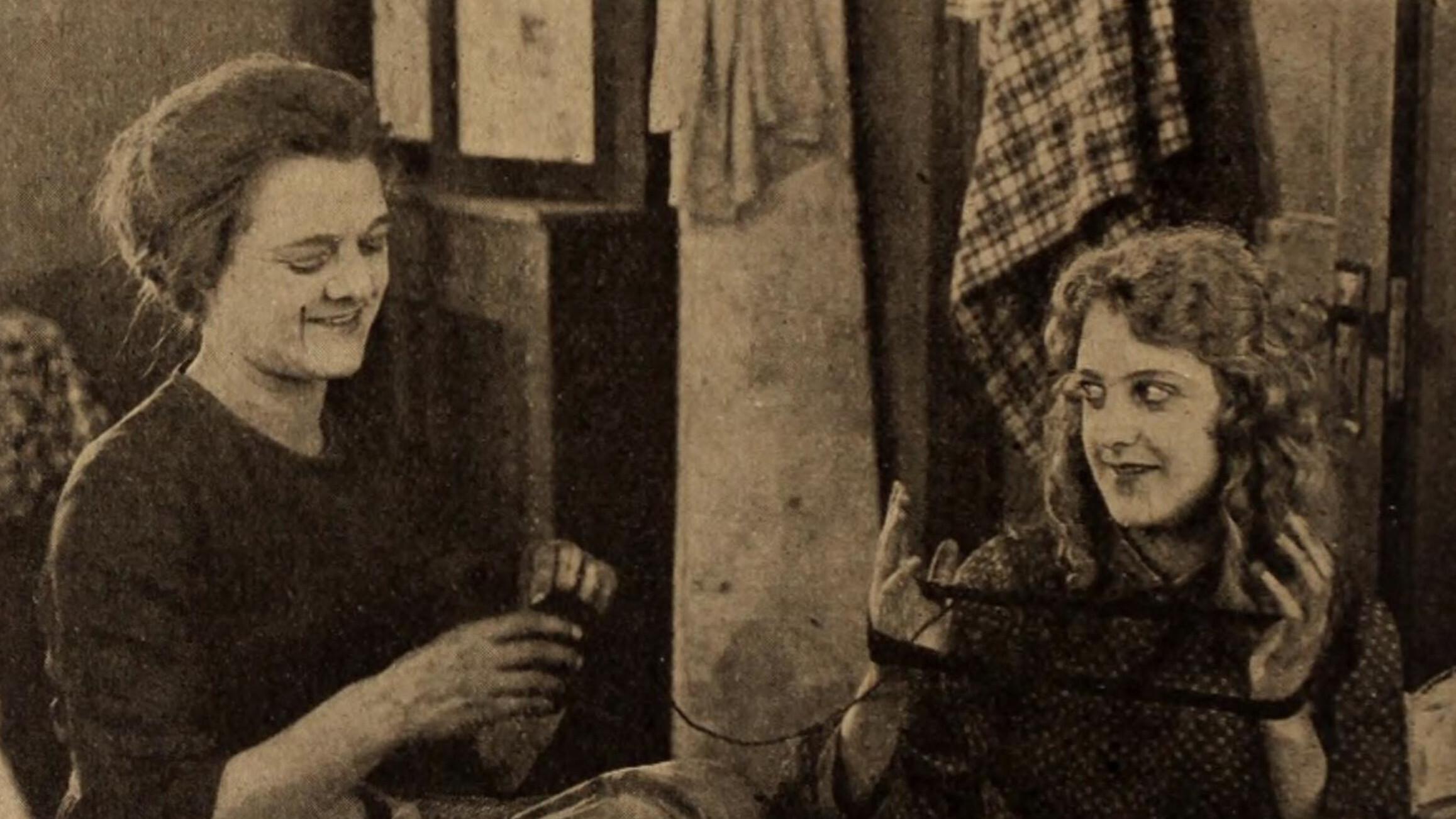 A Jewel in Pawn 1917 movie scene