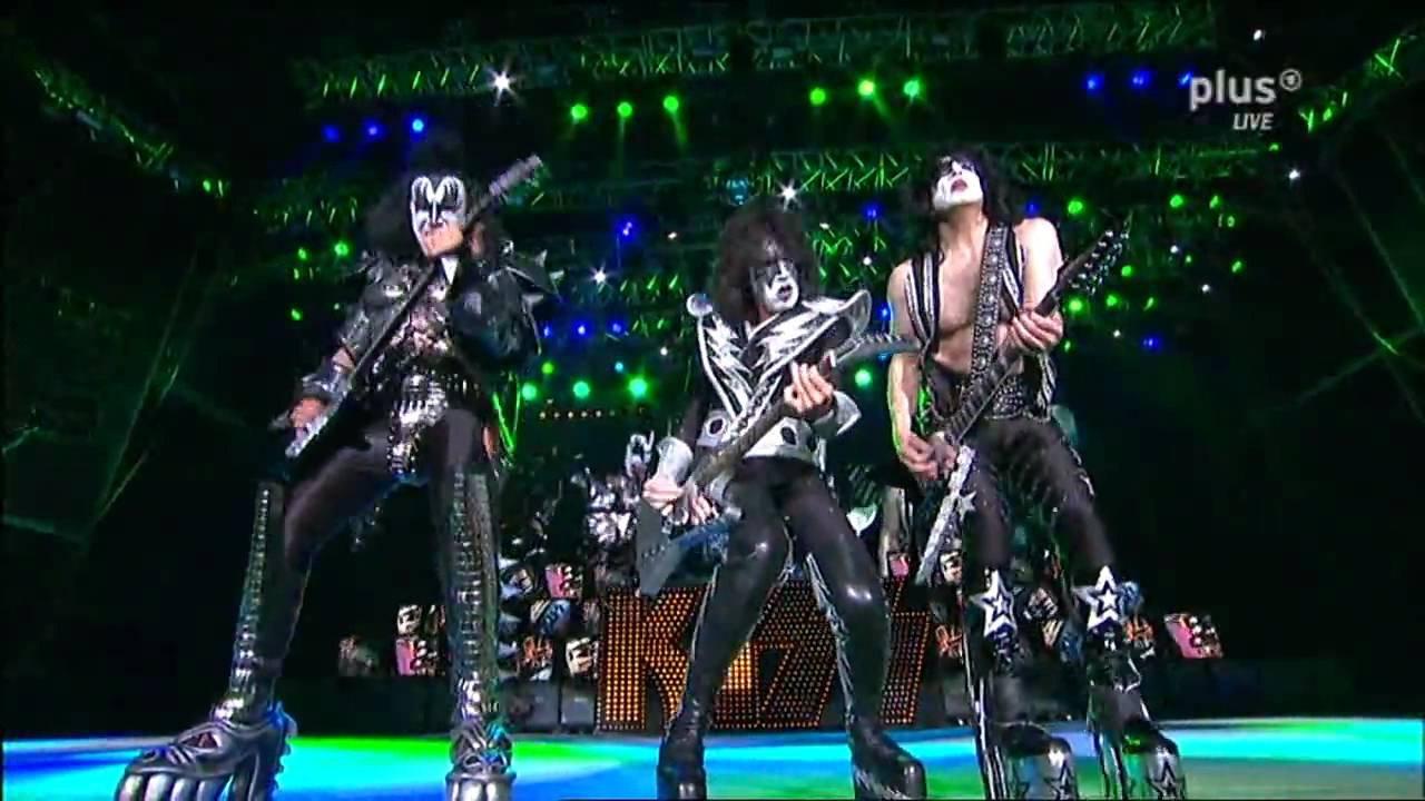 Kiss - Live in Nurburgring 2012 movie scene