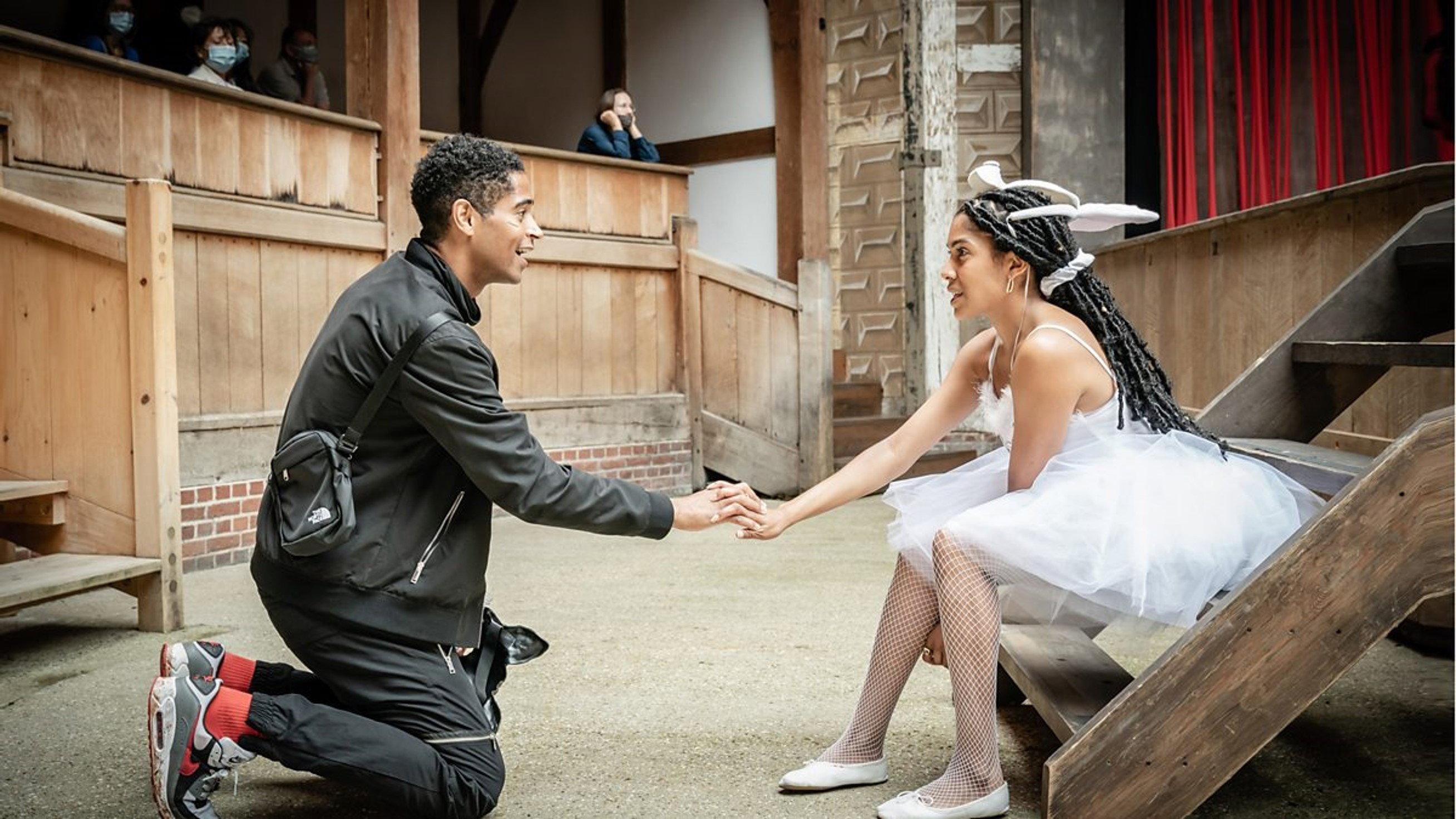 Romeo and Juliet 2021 movie scene