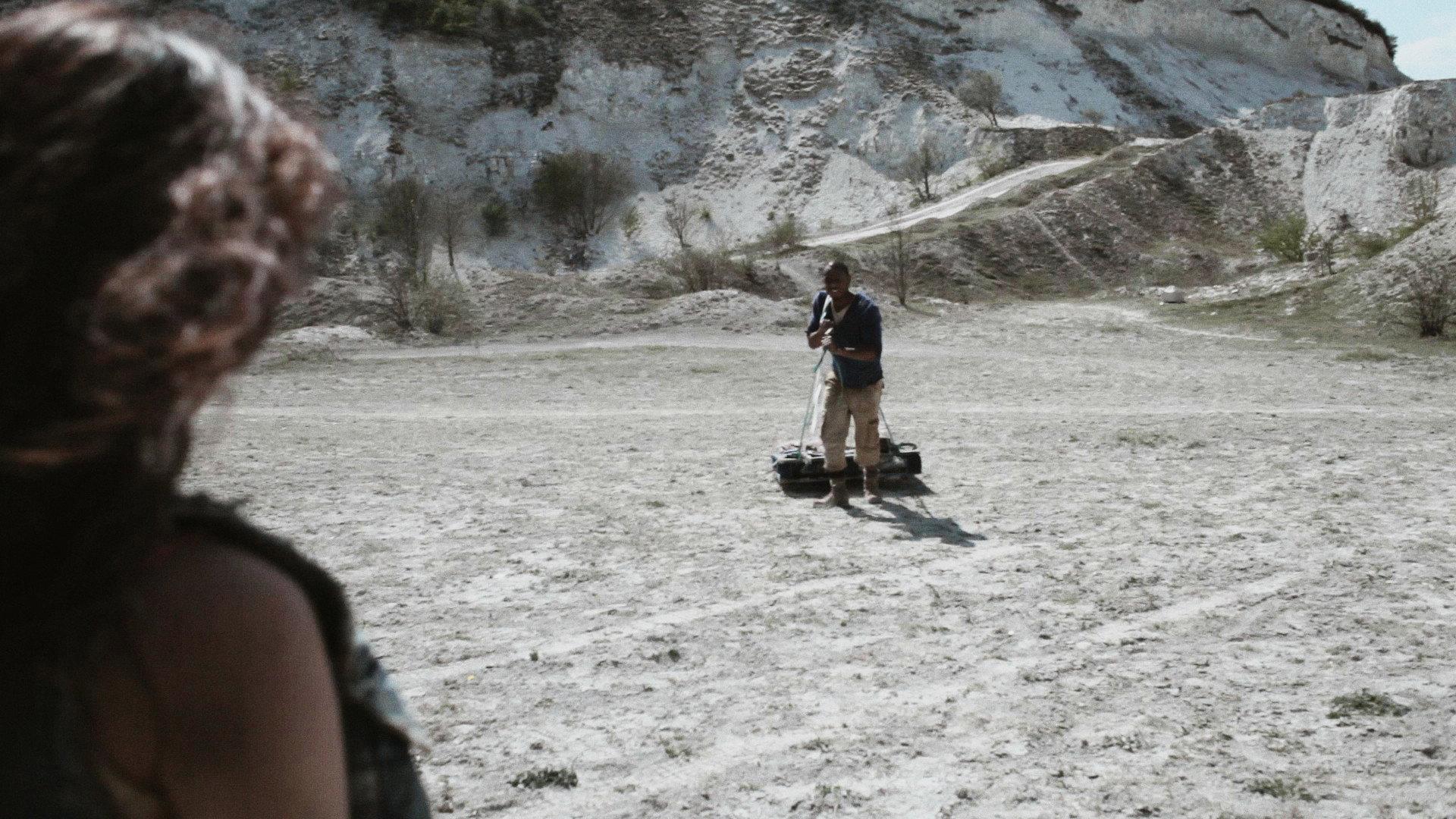 Hold 2014 movie scene