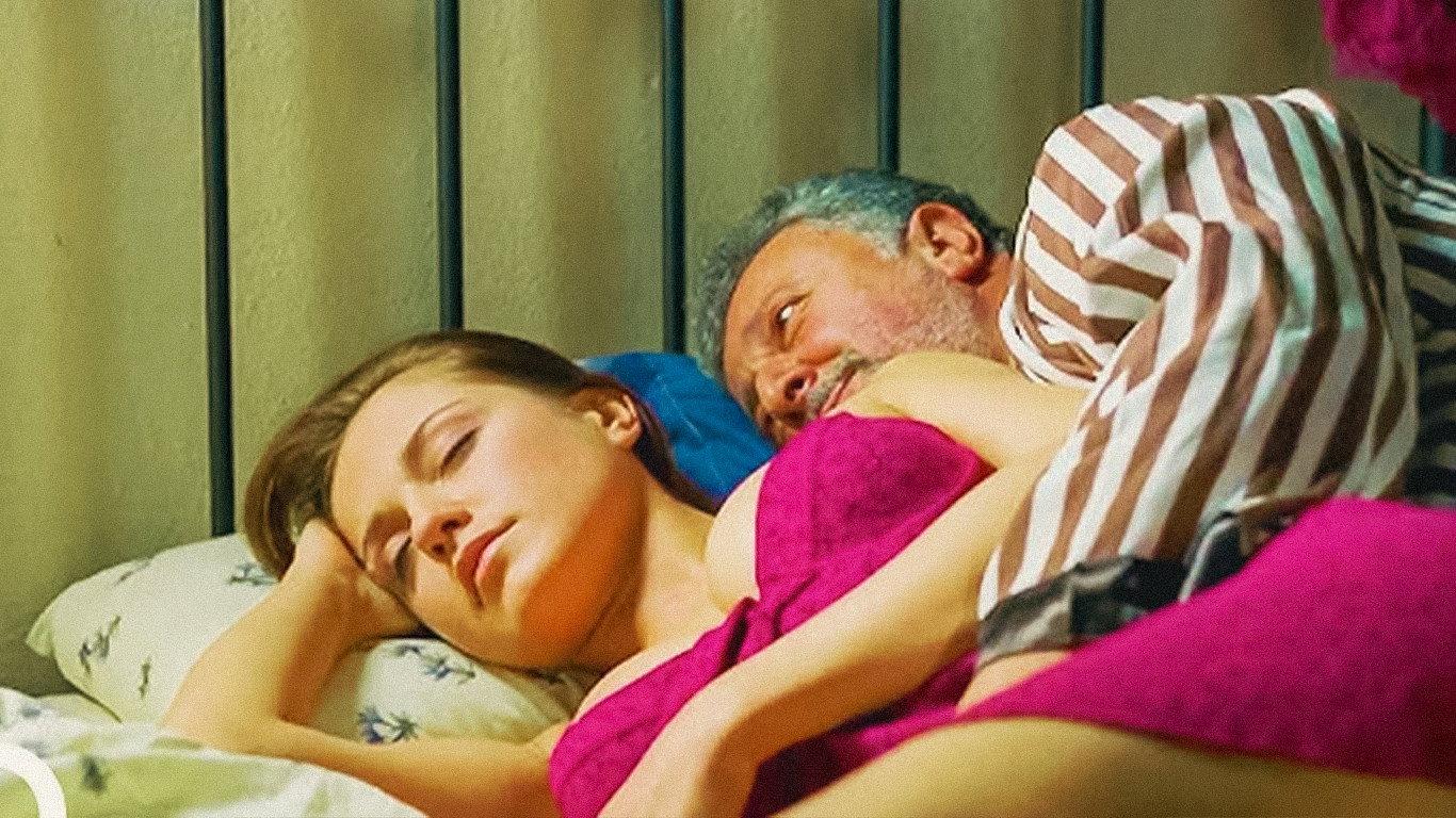 Rus Gelin 2003 movie scene