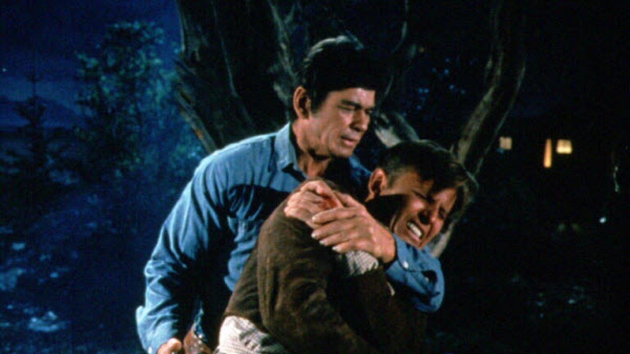 Guns of Diablo 1964 movie scene