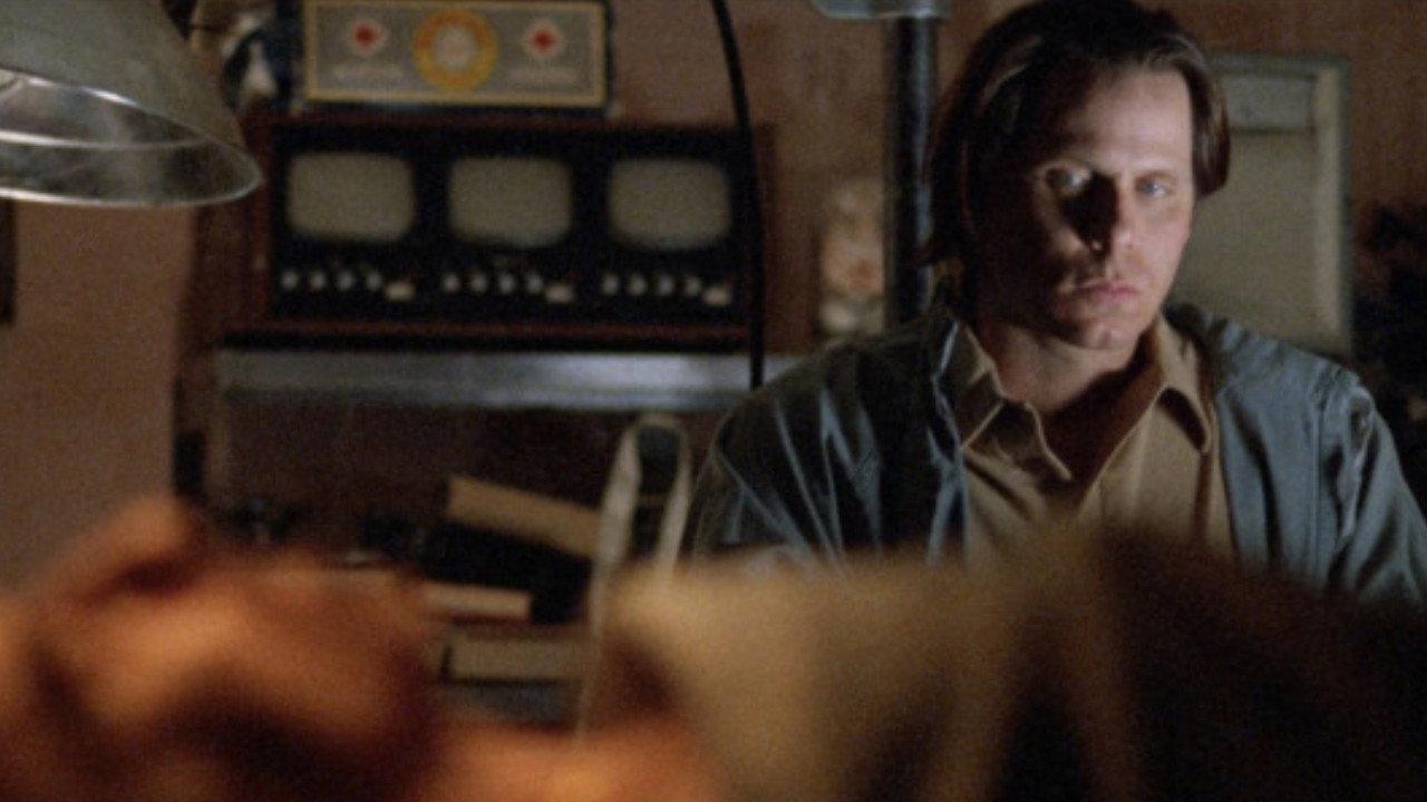Sawbones 1995 movie scene