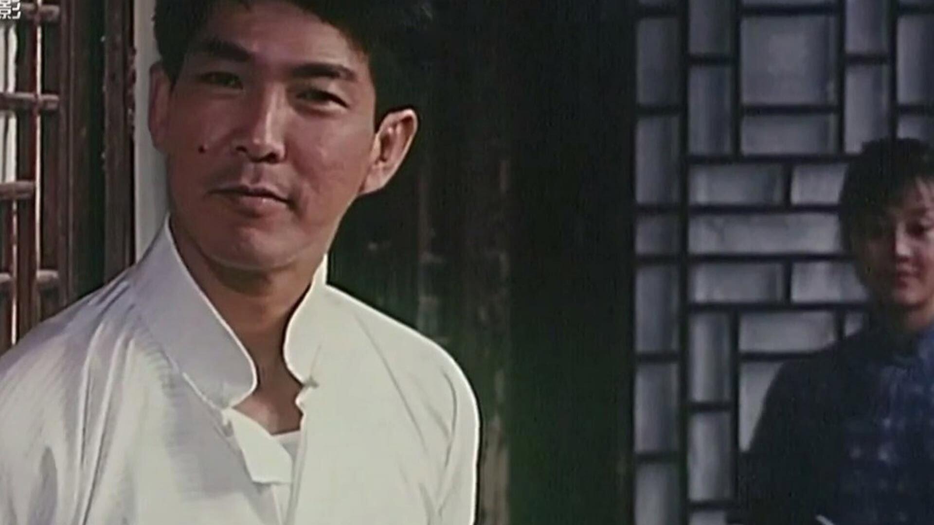 The Hero of Swallow 1996 movie scene