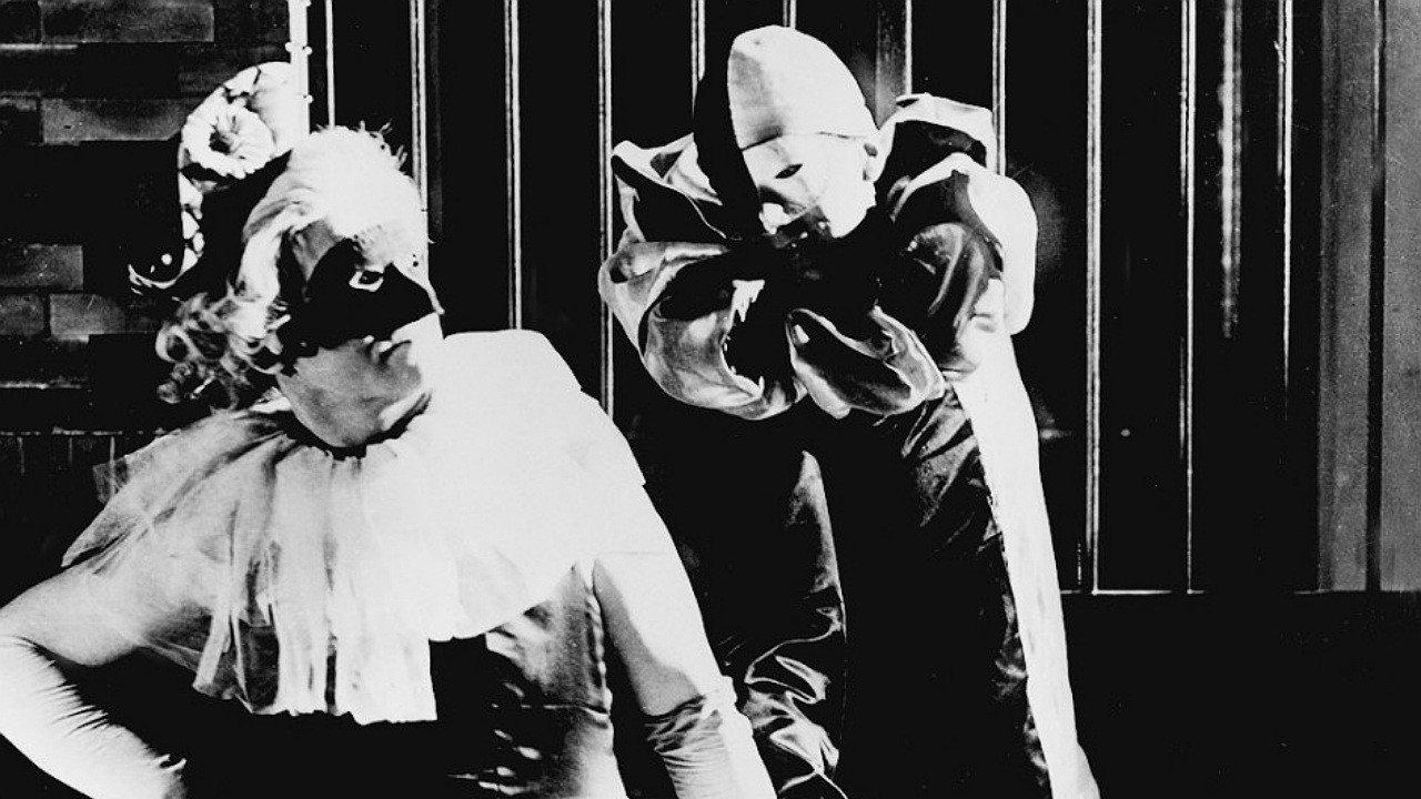 Heart of an Actress 1924 movie scene