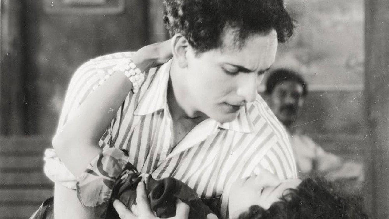 Shipwrecked 1926 movie scene