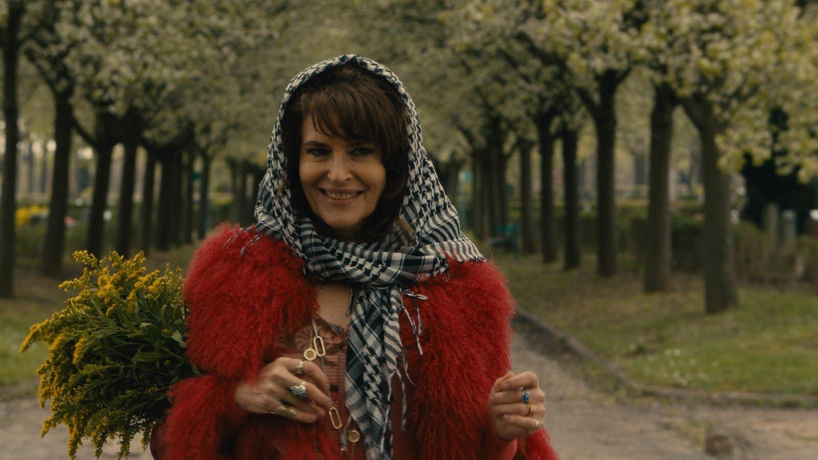 Lola Pater 2017 movie scene