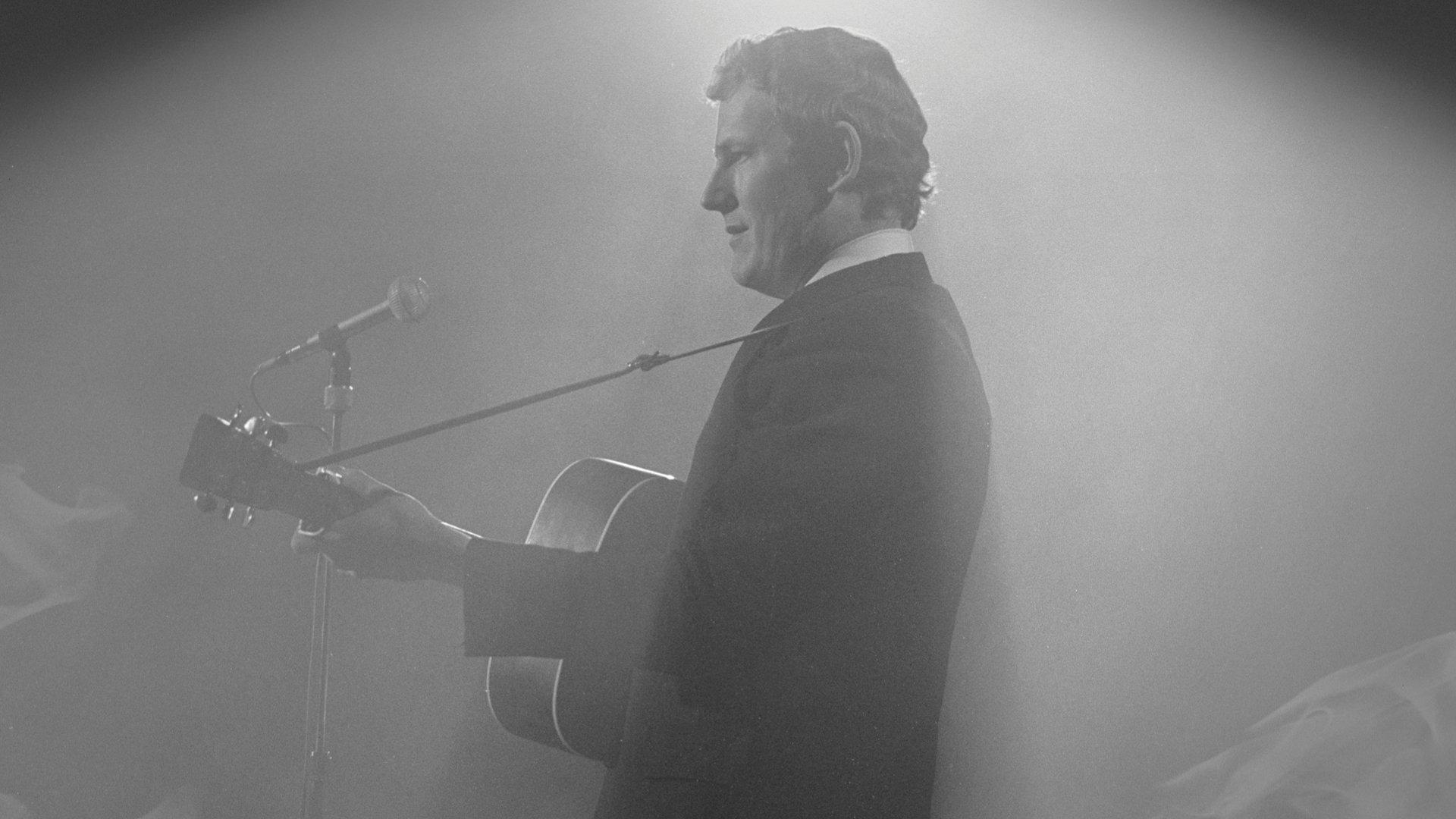 Gordon Lightfoot: If You Could Read My Mind 2019 movie scene