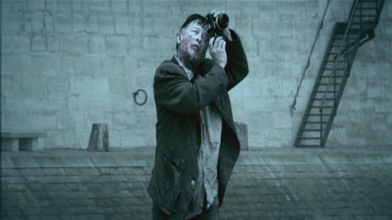 Paris by Night of the Living Dead 2009 movie scene