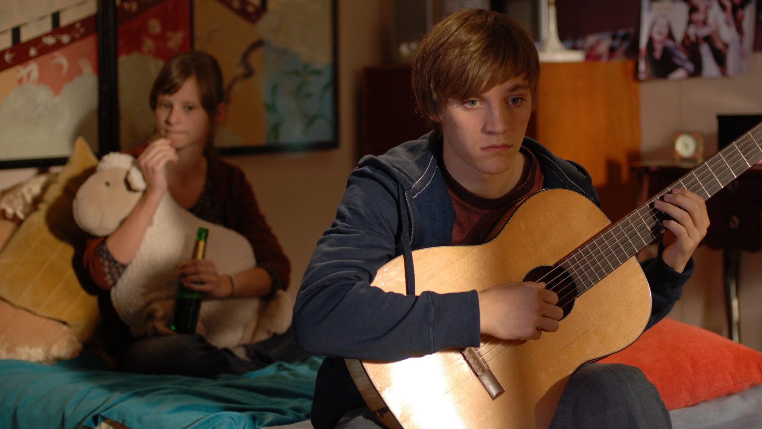 Homevideo 2011 movie scene