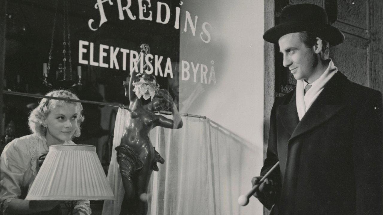 The Quartet That Split Up 1950 movie scene