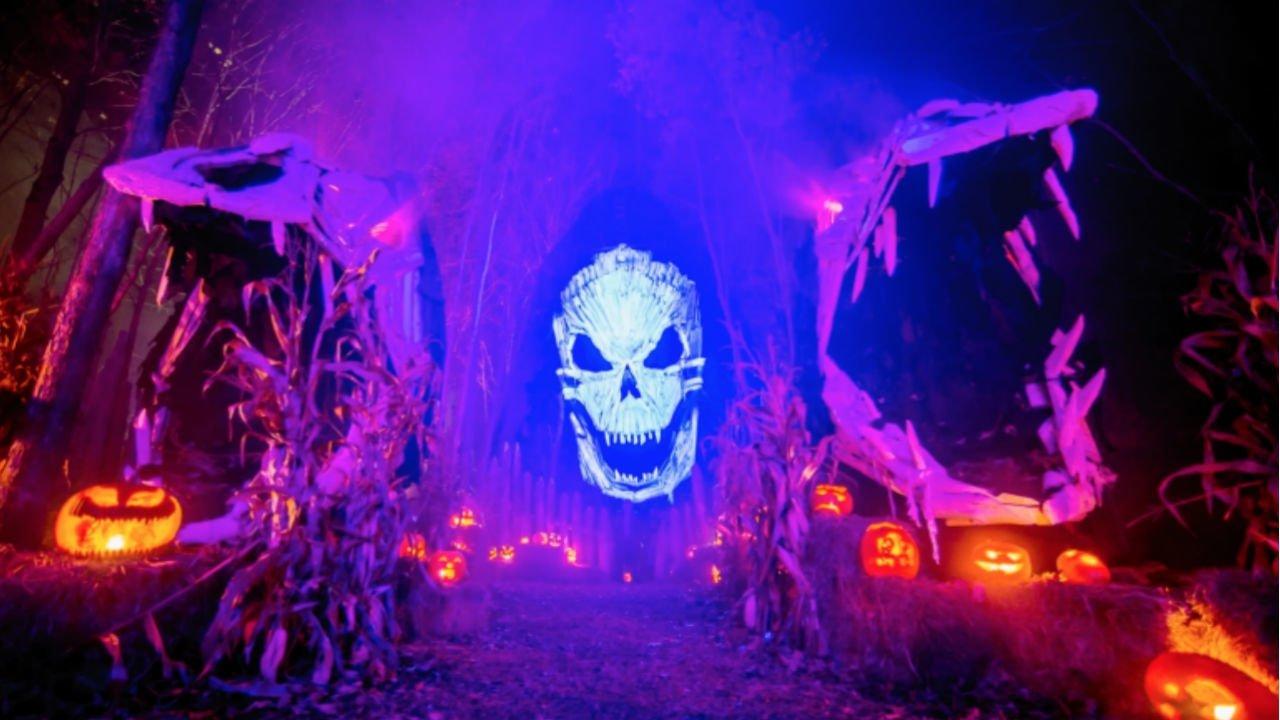 Haunters: The Art of the Scare 2017 movie scene