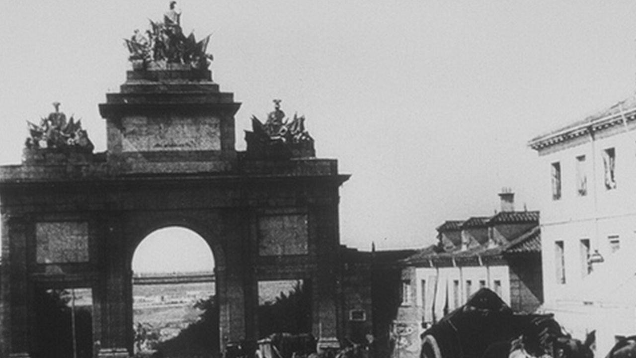 Toledo Gate 1896 movie scene