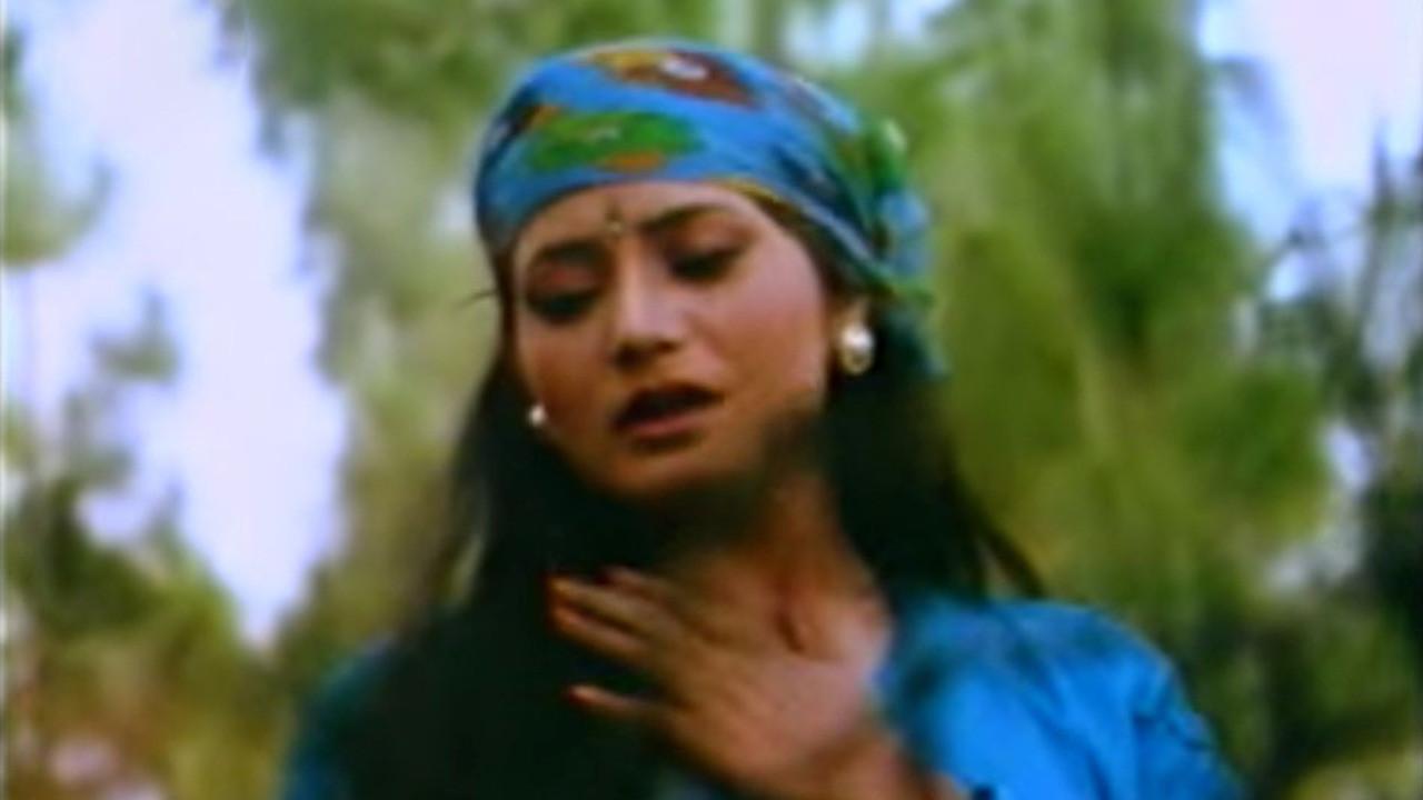 Chakrachaal 1996 movie scene