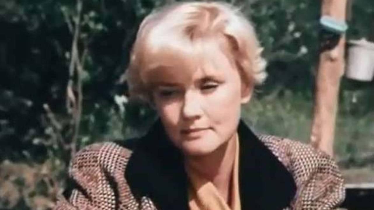 Forgive Us, Garden 1989 movie scene