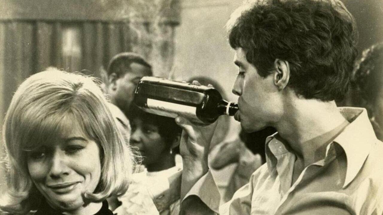 Two Gentlemen Sharing 1969 movie scene