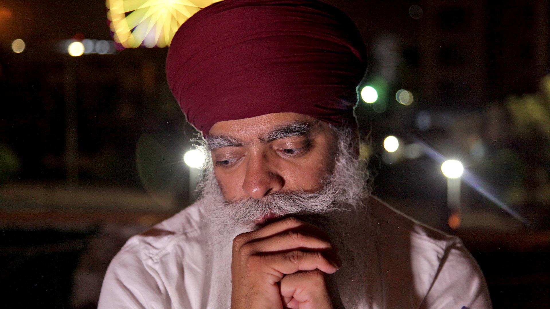 The Selfless Sikh: Faith on the Frontline 2016 movie scene