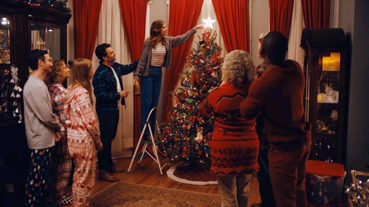 Exes of Christmas Past 2025 movie scene