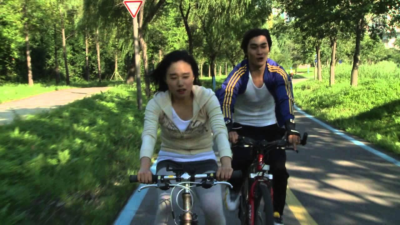 A Race 2012 movie scene