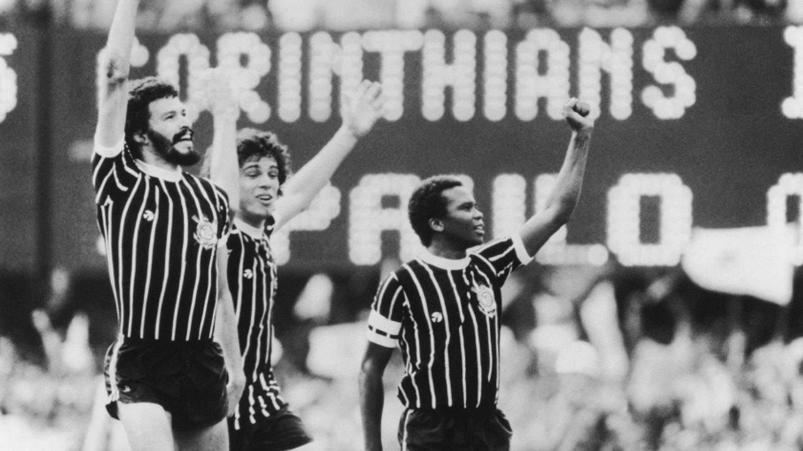 Democracia em Preto e Branco 2014 movie scene