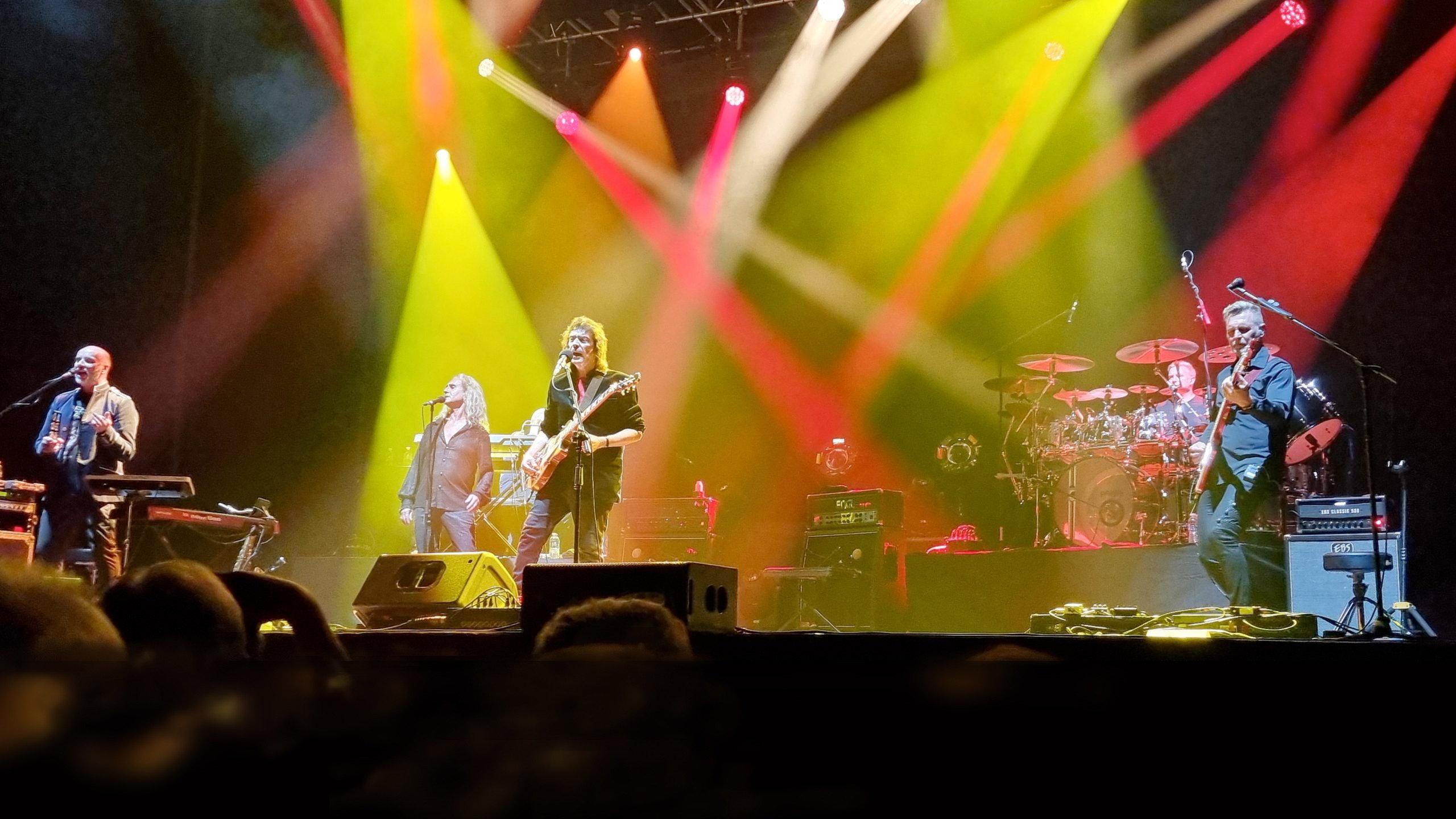 Steve Hackett – Foxtrot at Fifty + Hackett Highlights: Live in Brighton 2023 movie scene