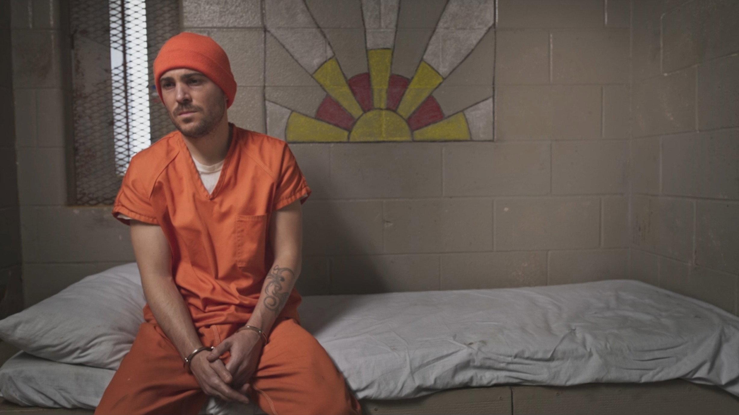 Confinement 2022 movie scene