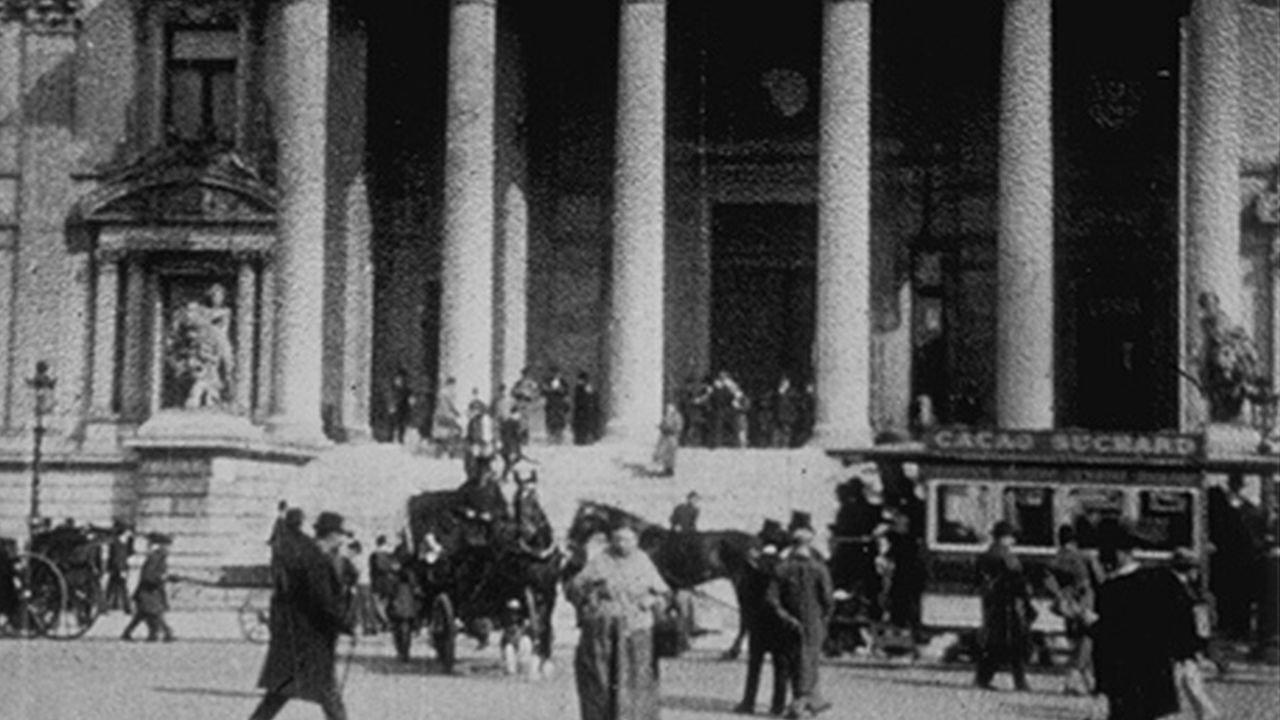 Bruxelles, la bourse 1897 movie scene