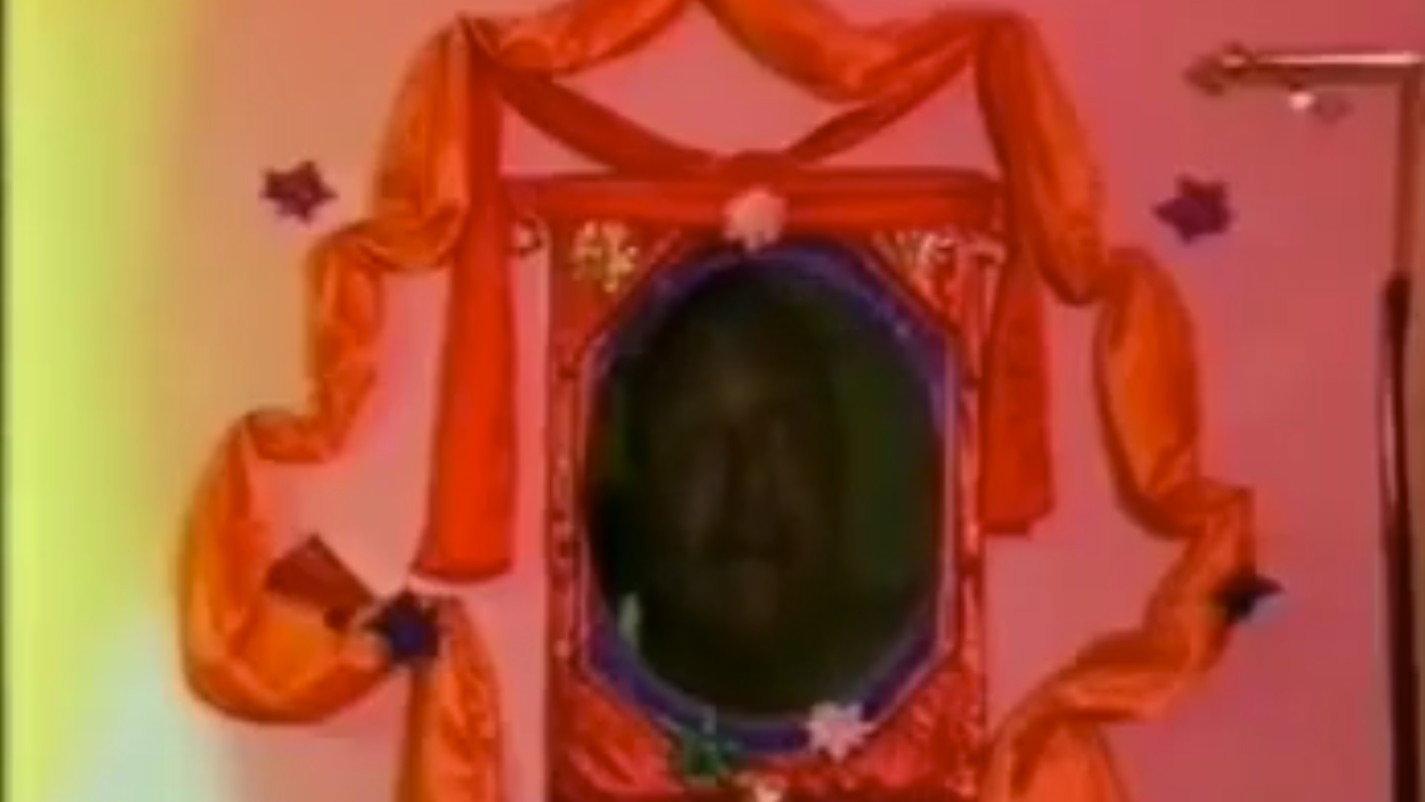 Highway to the Grave 2000 movie scene