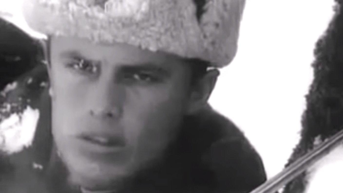 Traces in the Snow 1984 movie scene