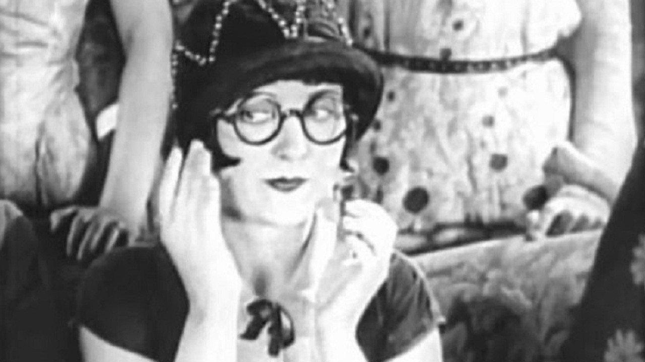 Flirty Four-Flushers 1926 movie scene