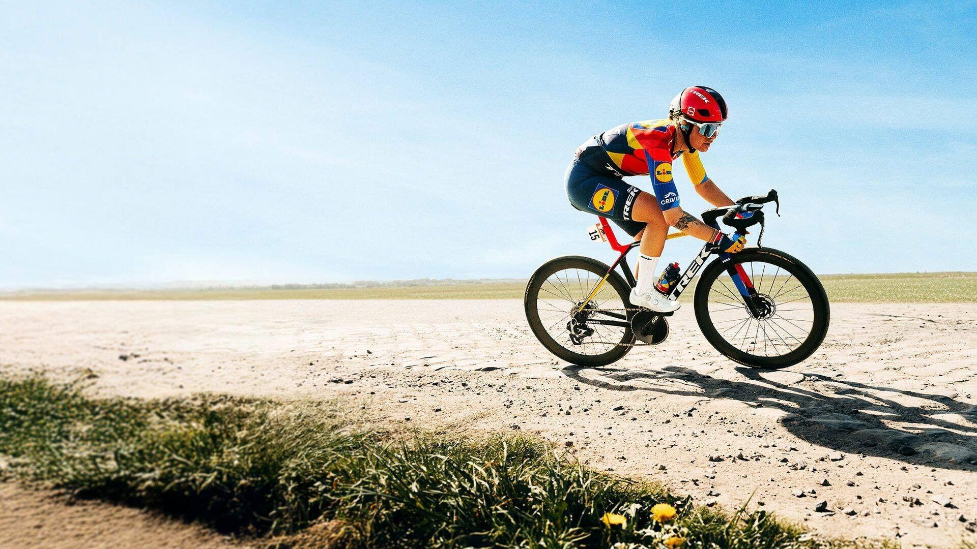 The Cycle: Becoming a Pro Rider 2026 movie scene