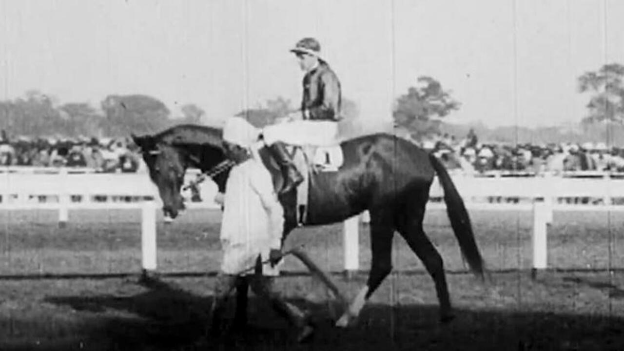 Calcutta Topical No. 1 1925 movie scene