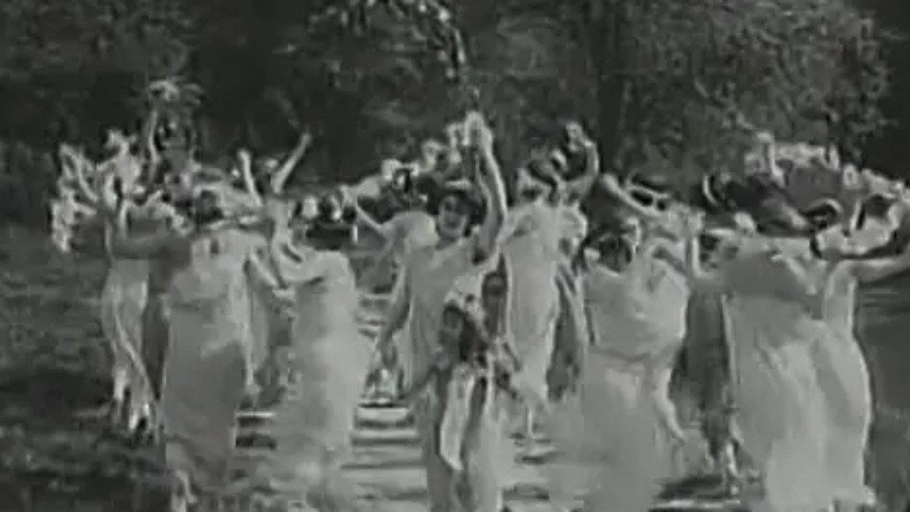 Spring 1909 movie scene