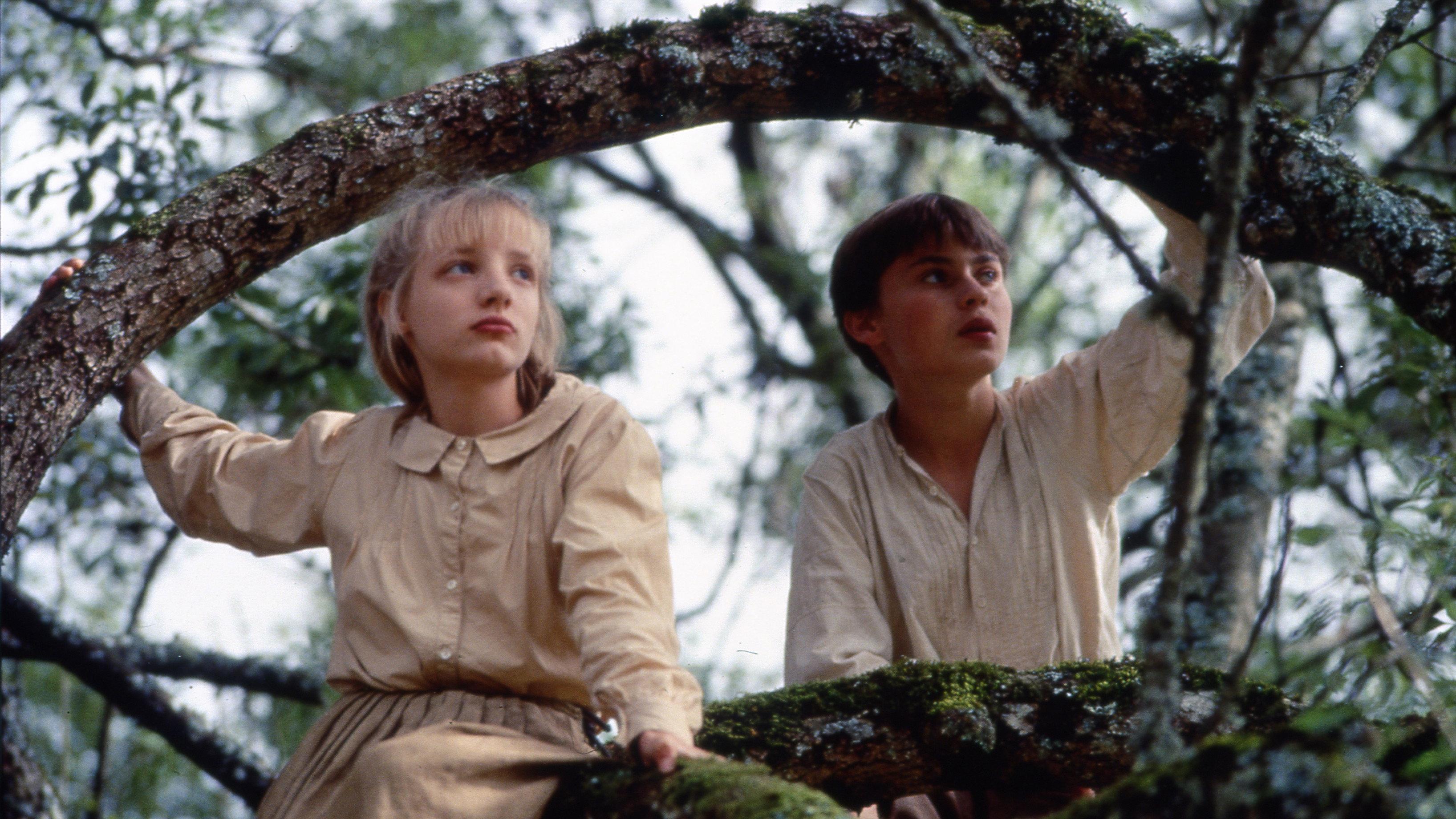 1914 the Glorious Summer 1996 movie scene