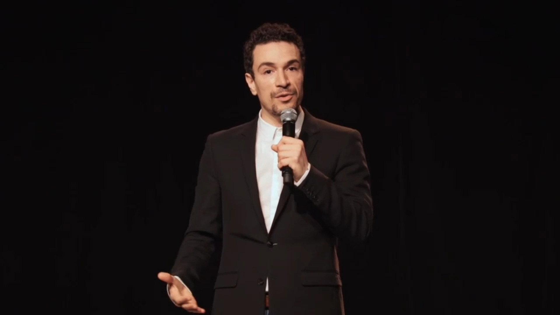 Yacine Belhousse joue son spectacle 2020 movie scene