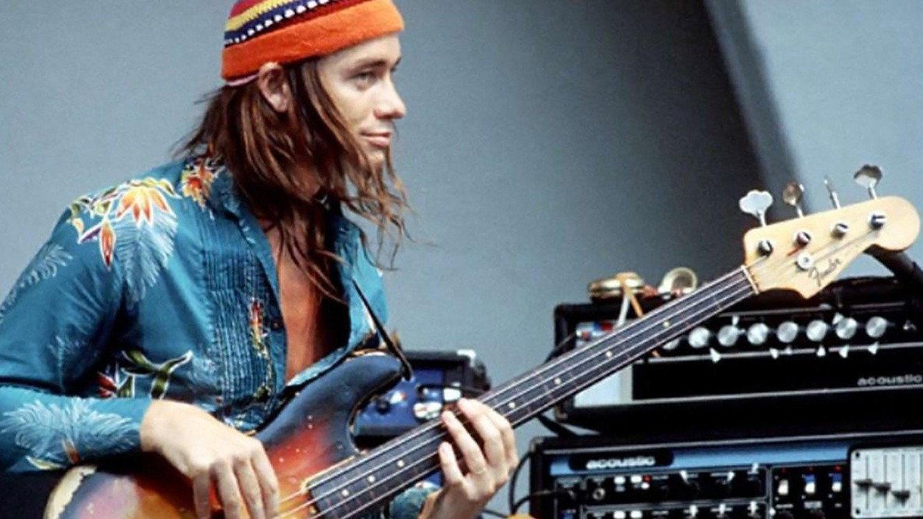 Jaco Pastorius - Live and Outrageous 2007 movie scene