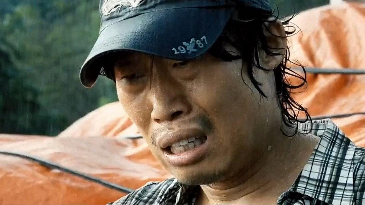 The Truck 2008 movie scene