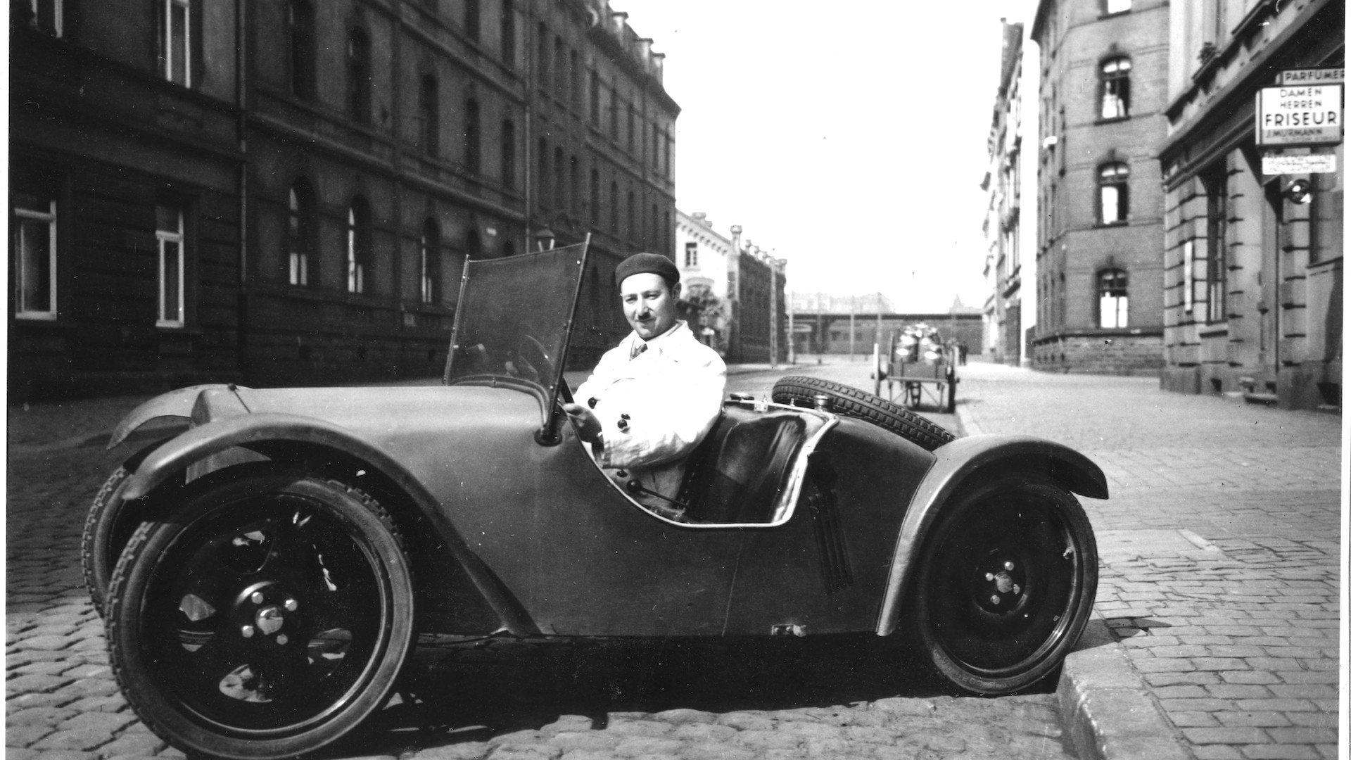 Ganz: How I Lost My Beetle 2019 movie scene