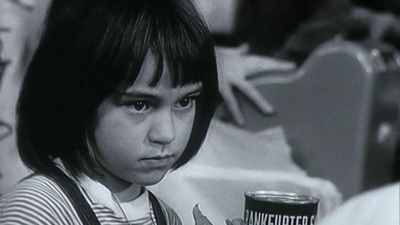 Katya and the Crocodile 1966 movie scene