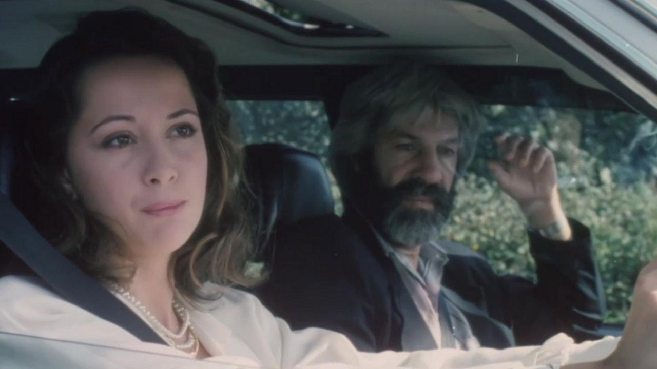Murder at Sunshine-Manor 1992 movie scene
