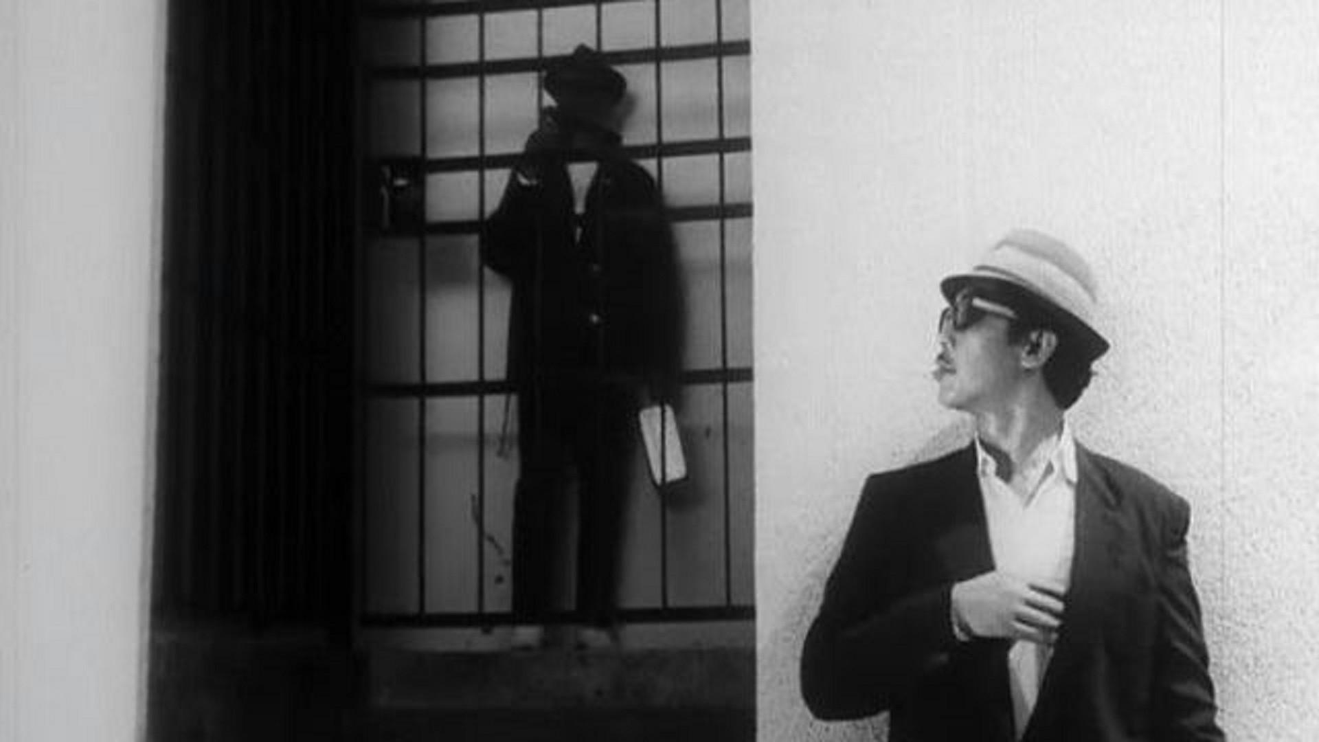 Mat Bond 1967 movie scene