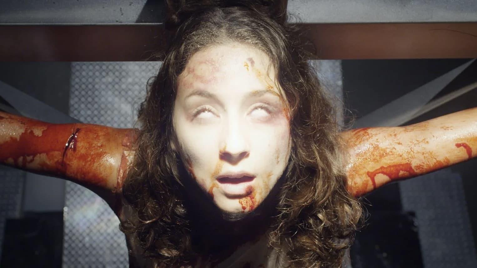 Martyrs 2015 movie scene