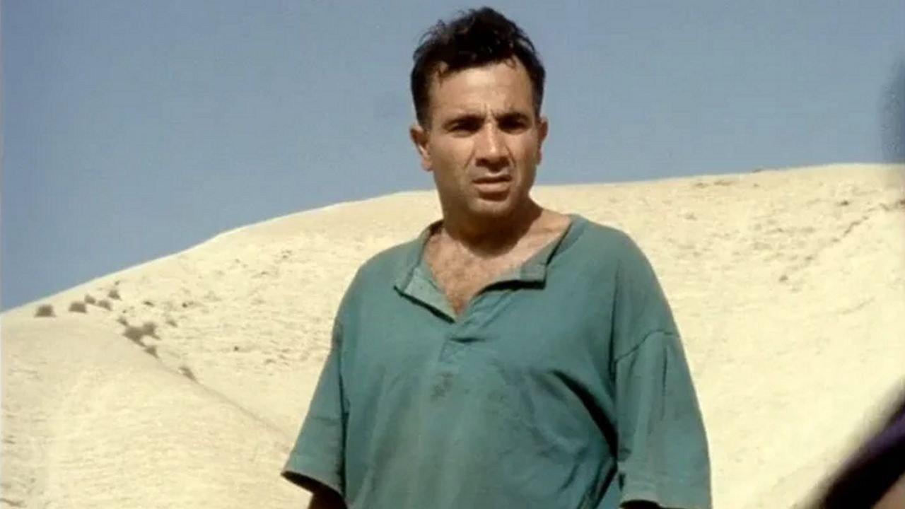 Yellow Asphalt 2001 movie scene
